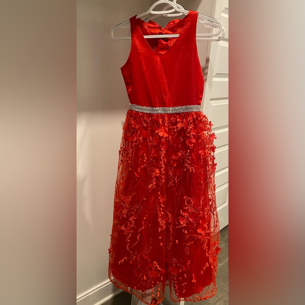Rare edition halter dress size 12 Big Kids, NWT